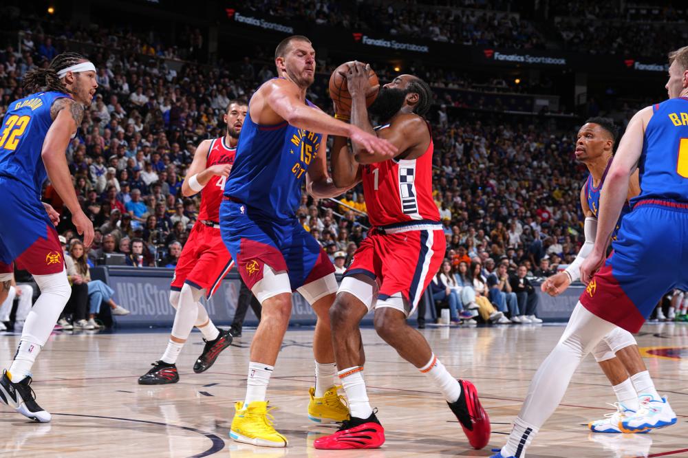 平的赛事中 平的赛事中